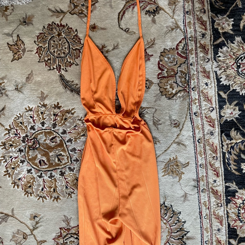 PrettyLittleThing Bright Orange Jumpsuit - Picture 6 of 8